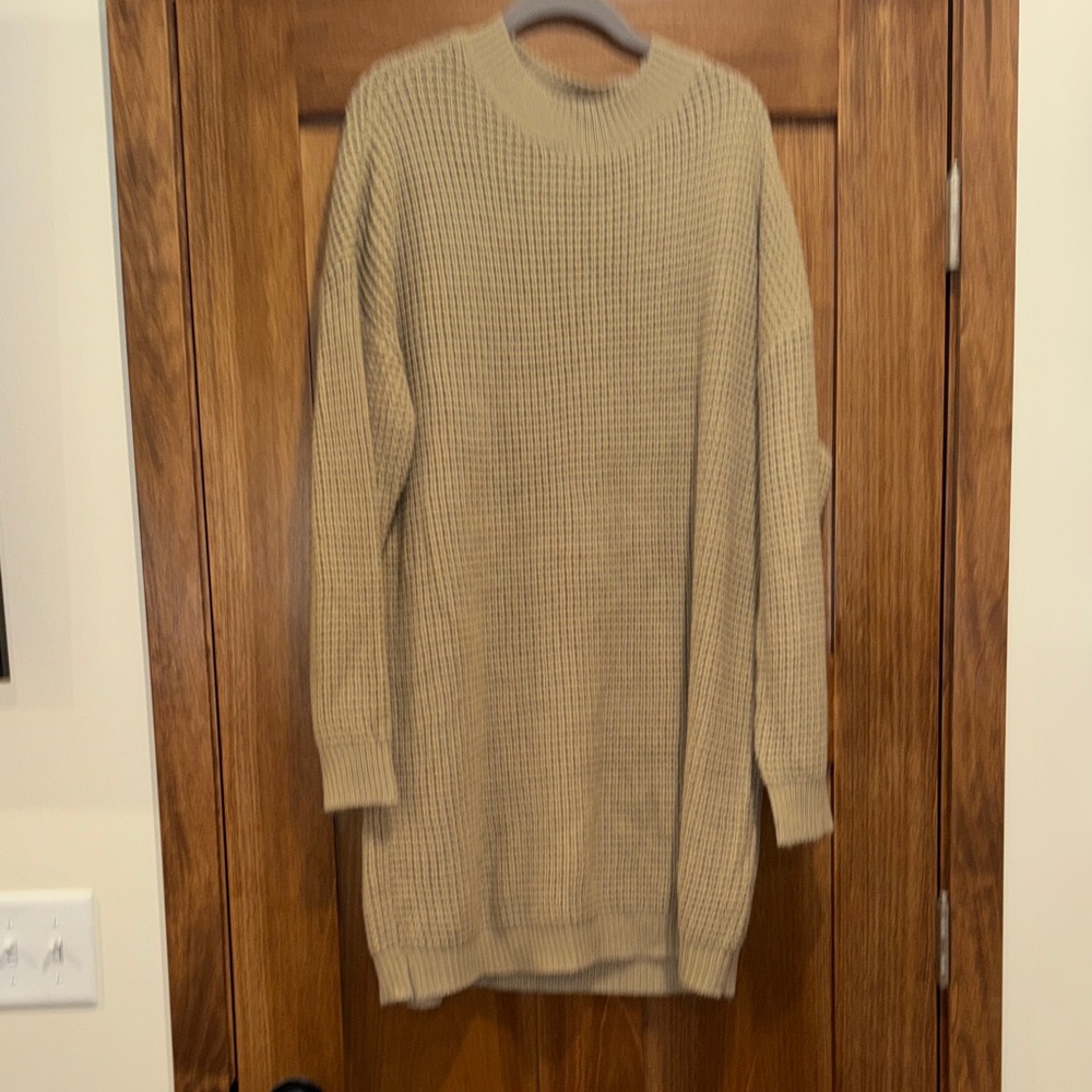 Women’s Crewneck Knit Sweater dress - Tan